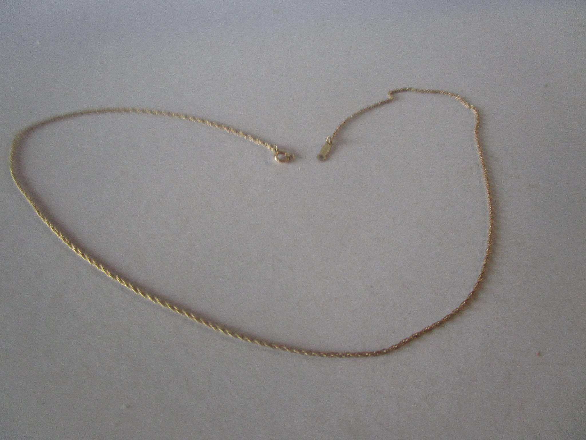Vintage Krementz Gold Filled Chain Necklace - Etsy VINTAGE KREMENTZ‎ GOLD FILLED CHAIN NECKLACE W/ 3 RUBY STONES CENTERPIECE SIGNED main image 0