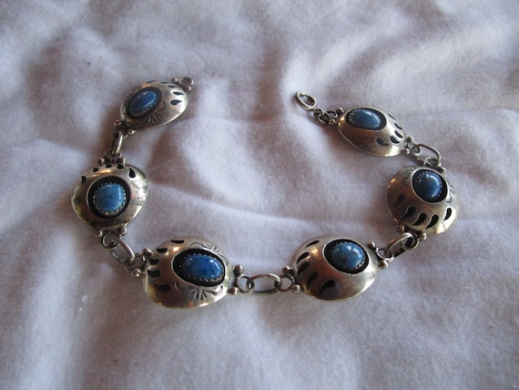 Lapis Bear Vintage Native American Navajo Sterling Silver Charm Bracelet! Lapis Bear Vintage Native American Navajo Sterling Silver Charm Bracelet!