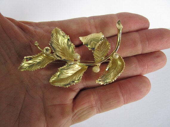 Vintage Large Designer Coro Gold Tone Fancy Leaf … - image 3