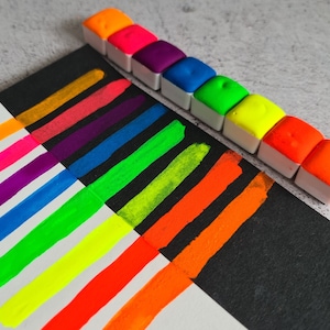 Palette compacte néon + aquarelle pour journalisation et scrapbooking, fournitures pour cahier de voyage, outil de décoration d'ongles, ensemble de peintures pour cartes postales