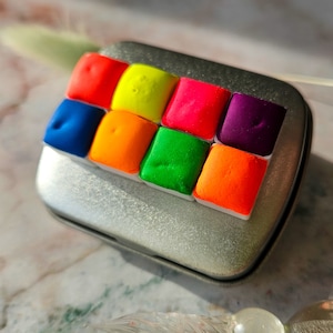 Paleta de neón con mini moldes para tarjetas de álbumes de recortes, diseño de cuaderno artesanal, página para colorear zentagle, kit de fabricación de tarjetas retro, regalo de arr para artistas