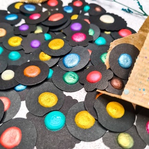 Muestras de acuarela en colores aleatorios, bolsa con tarjeta de puntos de pintura, paleta para hacer tarjetas navideñas, linda pintura, amante de las pegatinas de amigos por correspondencia
