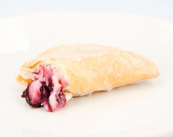Fry Pie; Blueberry Cream, Amish Made, Pack of 6