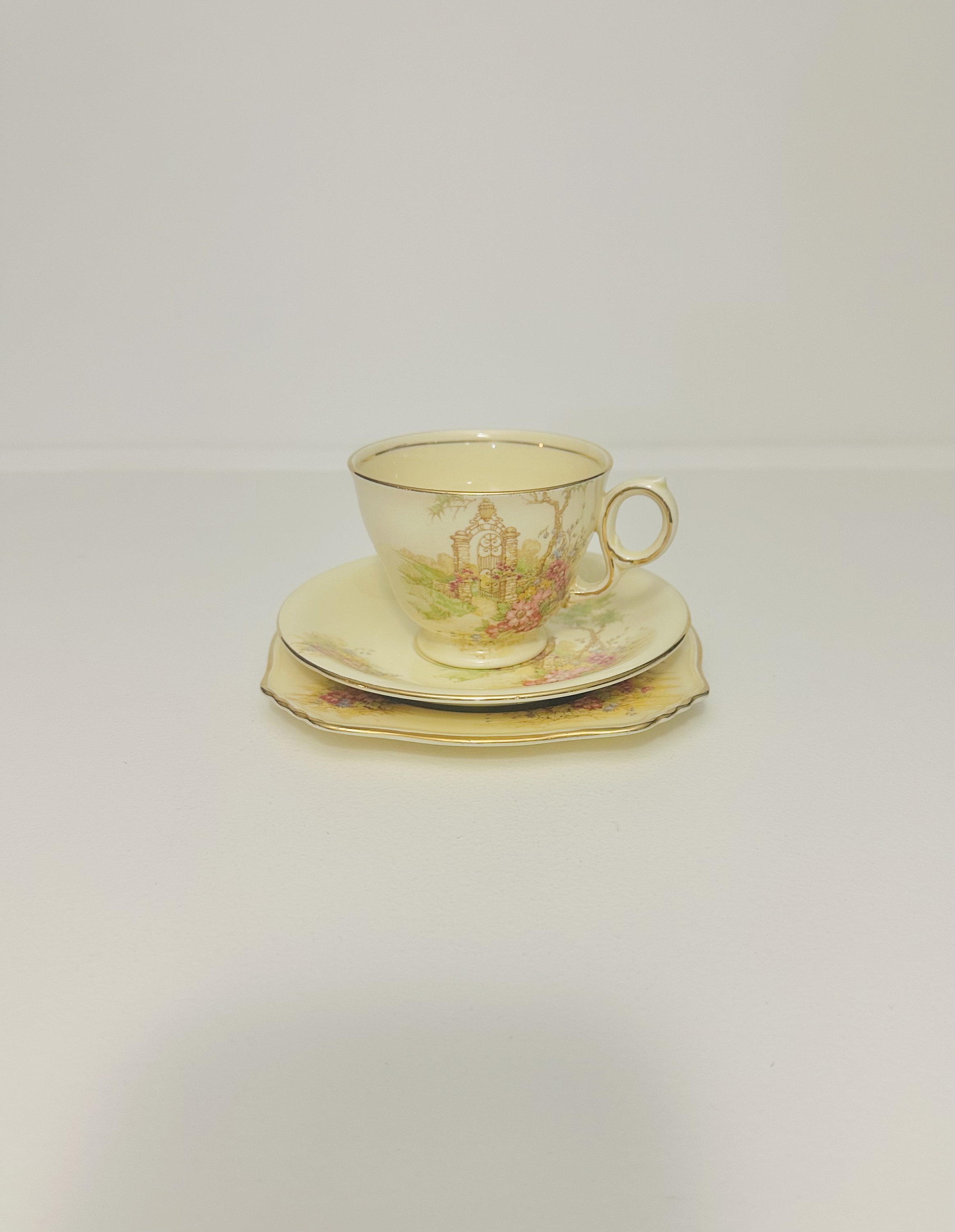 イギリス　ウィントンモーニングセット RARE. Vintage Royal Winton Grimwades Queen Anne Breakfast