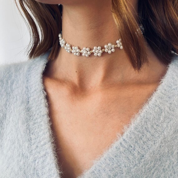 Pearl Daisy Choker Necklace White Pearl 