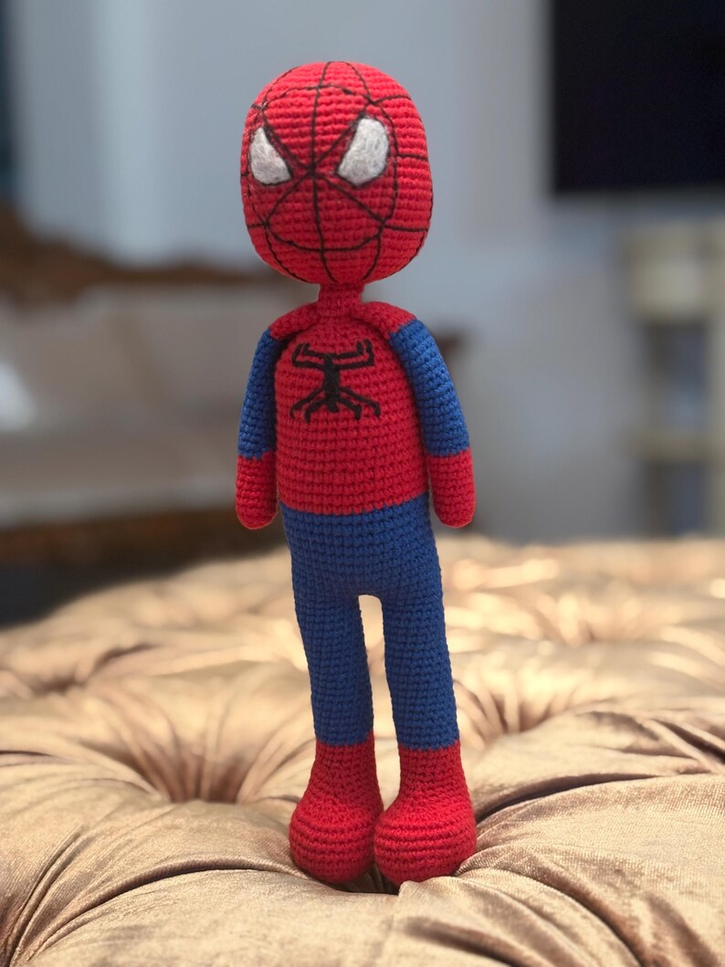 Spiderman häkeln Amigurumi Spielzeugpuppe, Superheld Action Figure Plüsch Zubehör Bild 7