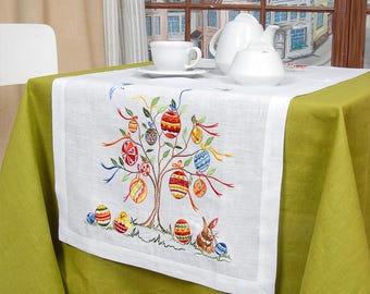 Embroidered linen Easter table runner. Easter decorations. Size 140x40 cm.