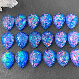 Faceted Aurora Opal pear 10x14mm   - Doublet cabochons