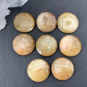 Feceted Yellow Sapphire round 14mm cabochon