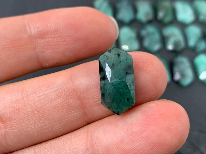 Faceted Emerald long hexagon 8x16mm cabochon/ F8 bild 10