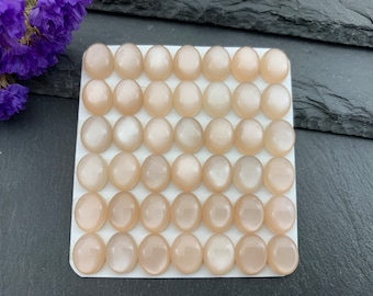 Peach Moonstone oval 8x10mm cabochon *