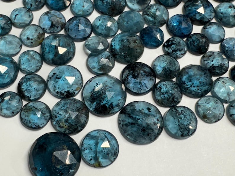 Faceted Moss Kyanite Round 7-12mm Cabochon * - Etsy