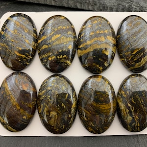 Tiger Iron oval 20x30mm cabochon - Calibrated cabochons