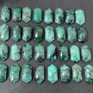 Faceted Emerald long hexagon 8x16mm cabochon/ F8 bild 1