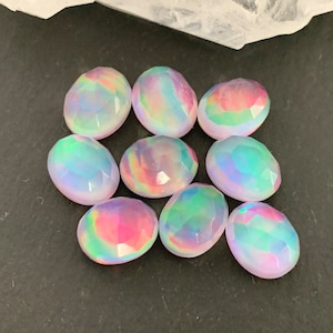Faceted Aurora Opal oval 8x10mm cabochon - Doublet cabochons    e
