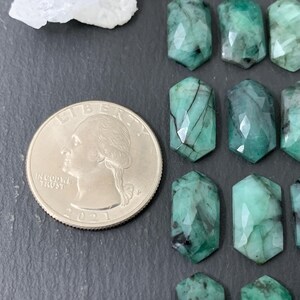 Faceted Emerald long hexagon 8x16mm cabochon/ F8 bild 8