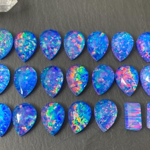Faceted Faceted Aurora Opal pear 10x14mm, rectangle 7x12mm cabochons -  - Doublet cabochons | AO127    e