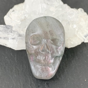 Labradorite Skull Cabochon 14x22mm, Halloween Jewelry, Natural Gemstone Cabochon, Unique Carved Skull