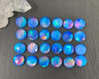 Faceted Aurora Opal round 8mm cabochon - Doublet cabochons *