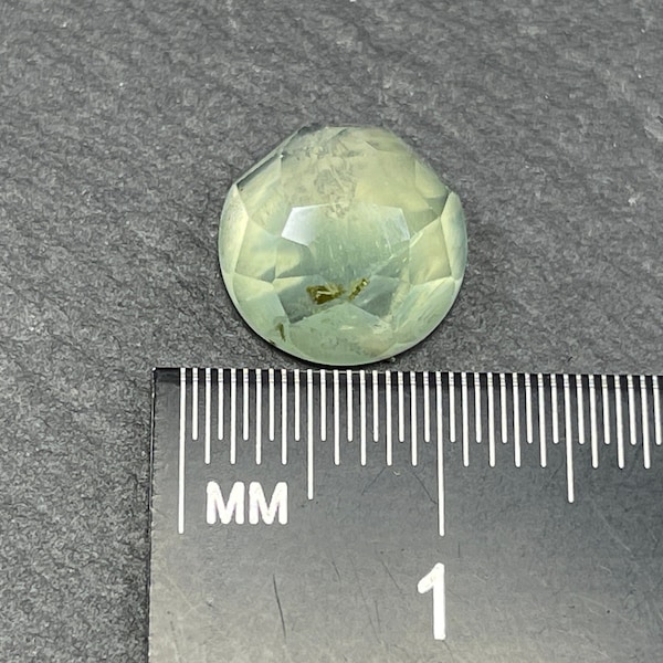 Faceted Prehnite Round 10mm cabochon