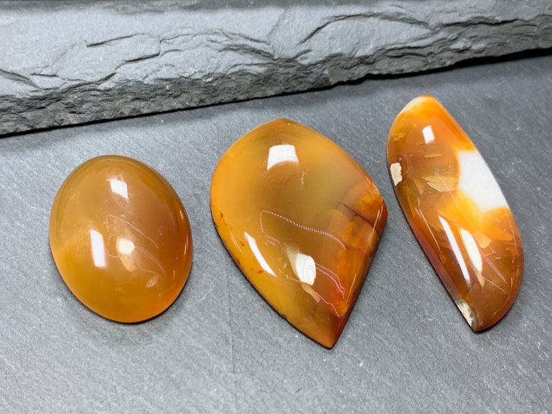 Carnelian cabochon Natural carnelian image 2