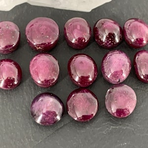Ruby 10mm long cabochon - round, oval *