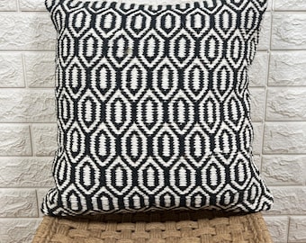 Almohada negra natural / Funda de cojín de lana tejida blanca / Almohada de yute de 45 x 45 cm / Cojín decorativo vintage étnico