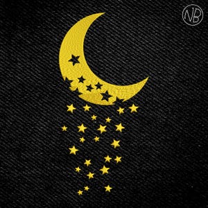 Pode incluir: Uma lua crescente dourada com estrelas sobre um fundo de ganga preto. A lua é delineada a preto e tem uma estrela dourada no centro. As estrelas estão espalhadas à volta da lua e também são delineadas a preto.