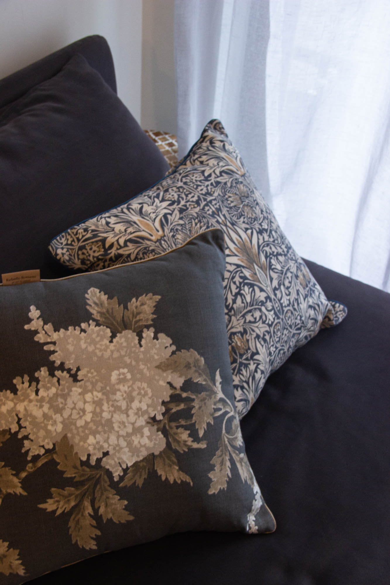 William Morris Indigo Pillow Cover Snakeshead / Elegant Throw Pillow