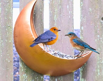 Zaun- und Baum-Mond-Vogelfutterhaus - Kardinal, Eichhörnchen-Feeder, rustikales Goldmetallwand-Vogelfutterhaus für den Außenbereich