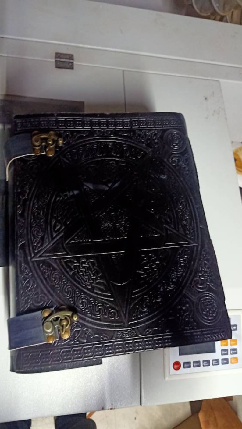 1000 pages large Black Pentagram Embossed Leather Journal Writing Leather notebook leather grimoire book Handmade Leather Journal gift image 4