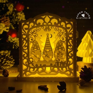 Modèle pop-up gnome joyeux Noël, pop-up SVG pour projets Cricut, découpe de papier 3D en forme de tranche de boîte à lumière, veilleuse pop-up bricolage