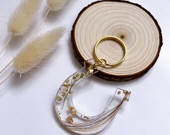 Animal fur pendant horseshoe