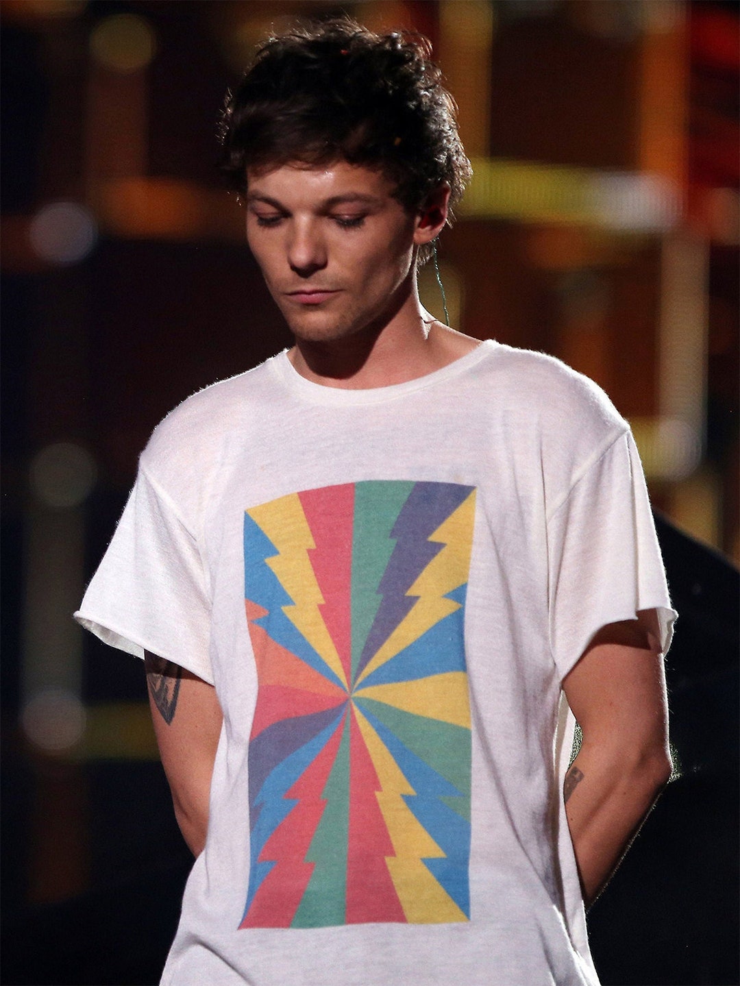 Louis Tomlinson Rainbow Thunderbolts Shirt Louis Tomlinson Pride Shirt  Louis Tomlinson Fans Gift Christmas Birthday Party Denmark
