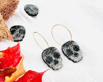 Skull earrings | black glittered earrings | spooky  earrings | halloween earrings | creepy earrings | fancy dress earrings | boho earrings