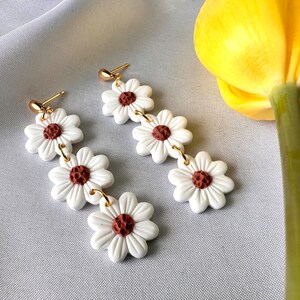 Little DAISY flower earrings white flower earrings daisy dangle gift polymer clay earrings floral statement lightweight durable image 2