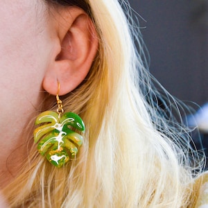 MONSTERA // Large green monstera leaf earrings, palm leaf earrings, tropical leaf earrings image 6