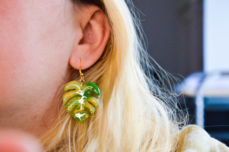 MONSTERA // Large green monstera leaf earrings, palm leaf earrings, tropical leaf earrings image 6