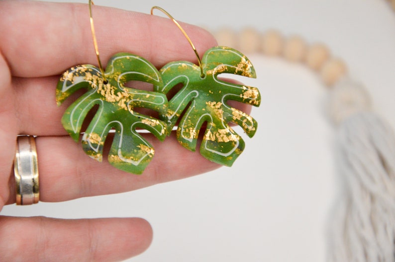 MONSTERA // Large green monstera leaf earrings, palm leaf earrings, tropical leaf earrings image 10