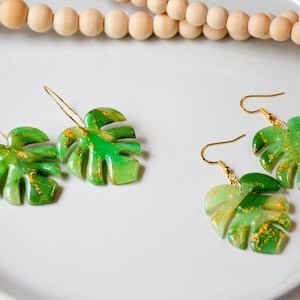 MONSTERA // Large green monstera leaf earrings, palm leaf earrings, tropical leaf earrings image 4