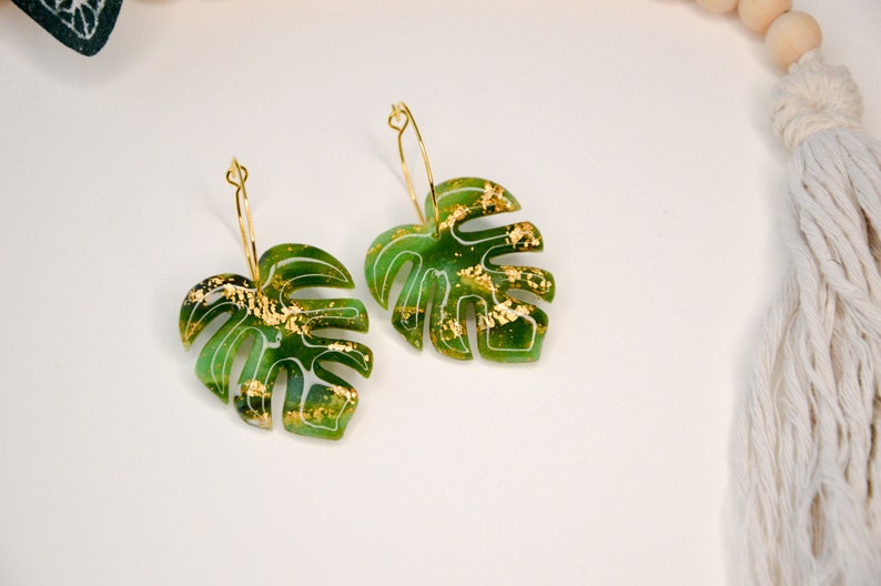 MONSTERA // Large green monstera leaf earrings, palm leaf earrings, tropical leaf earrings image 1