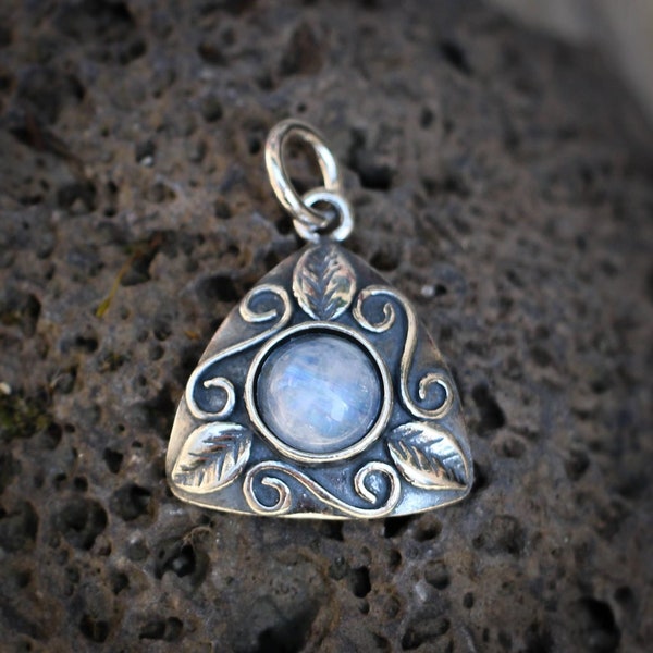 Boudicca Sterling Silver Pendant with Rainbow Moonstone