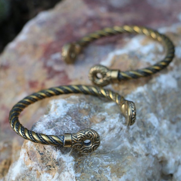 Handcrafted Celtic Gallia Brass Bracelet - Unique Celtic Jewelry