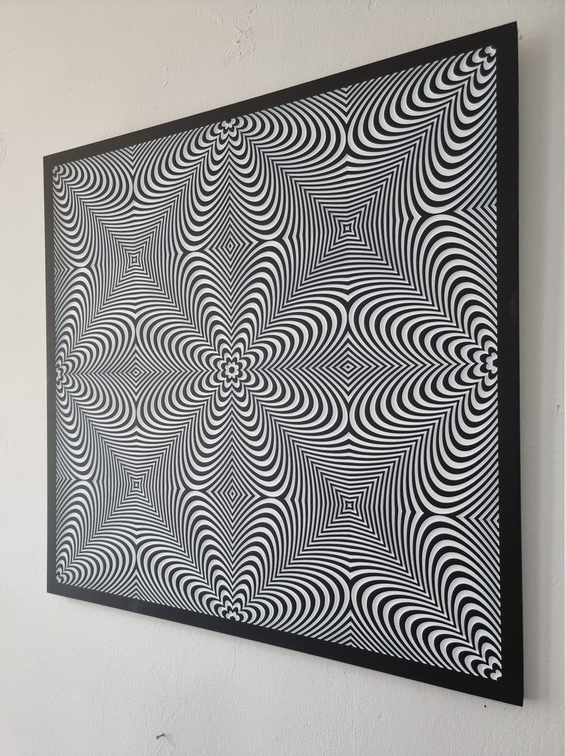 Carved Op art optical ilusion painting Moving chaos image 4