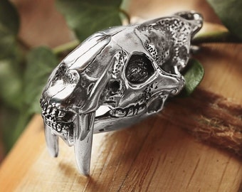 Smilodon Sabertooth Tiger Skull Pendant - Massive Silver 925, Prehistoric-Inspired Jewelry