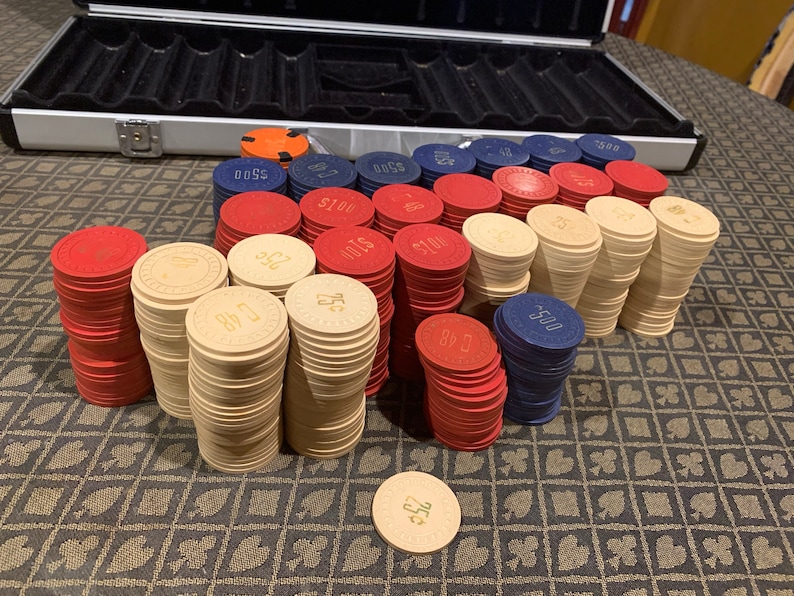 Vintage 1950's Clay Poker Chip Set 4 Denominations 687 Chips in Aluminum Case Etsy