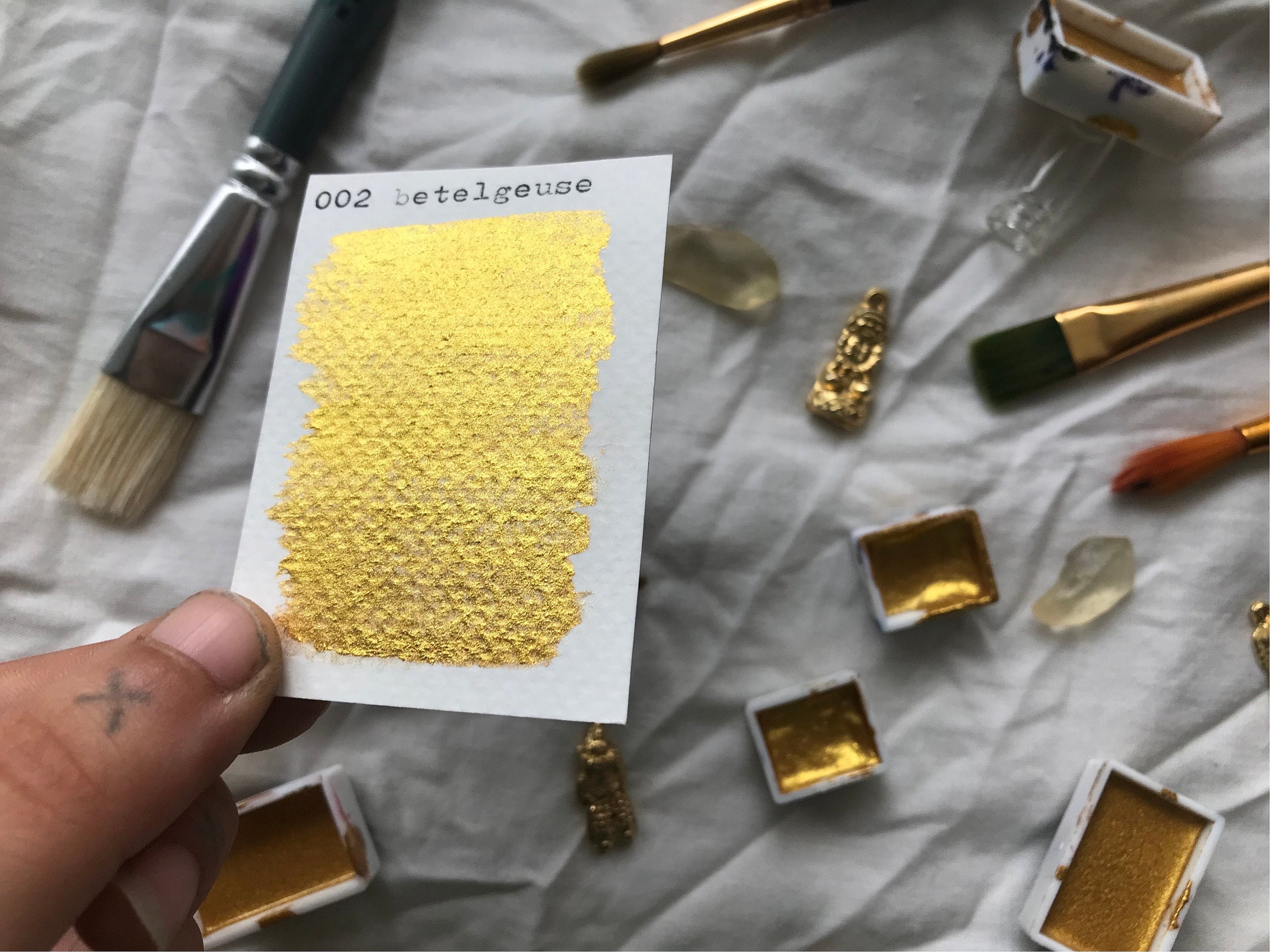 Metallic Gold Paint Design Master Color Tool Metal Spray Paint