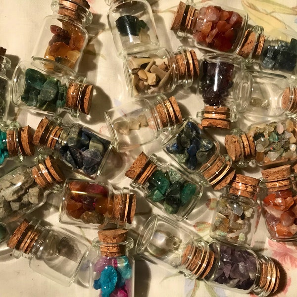 Rare Crystal Chip Glass Bottles, 10ML Crystal Pieces, Wedding Favours, Wire Wrapping
