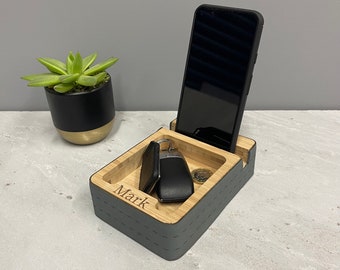 Docking Station Bamboo and Genuine Leather, Engraved Mobile Phone Stand, Personalised with Any Name and Message, Wooden Bedside Organiser