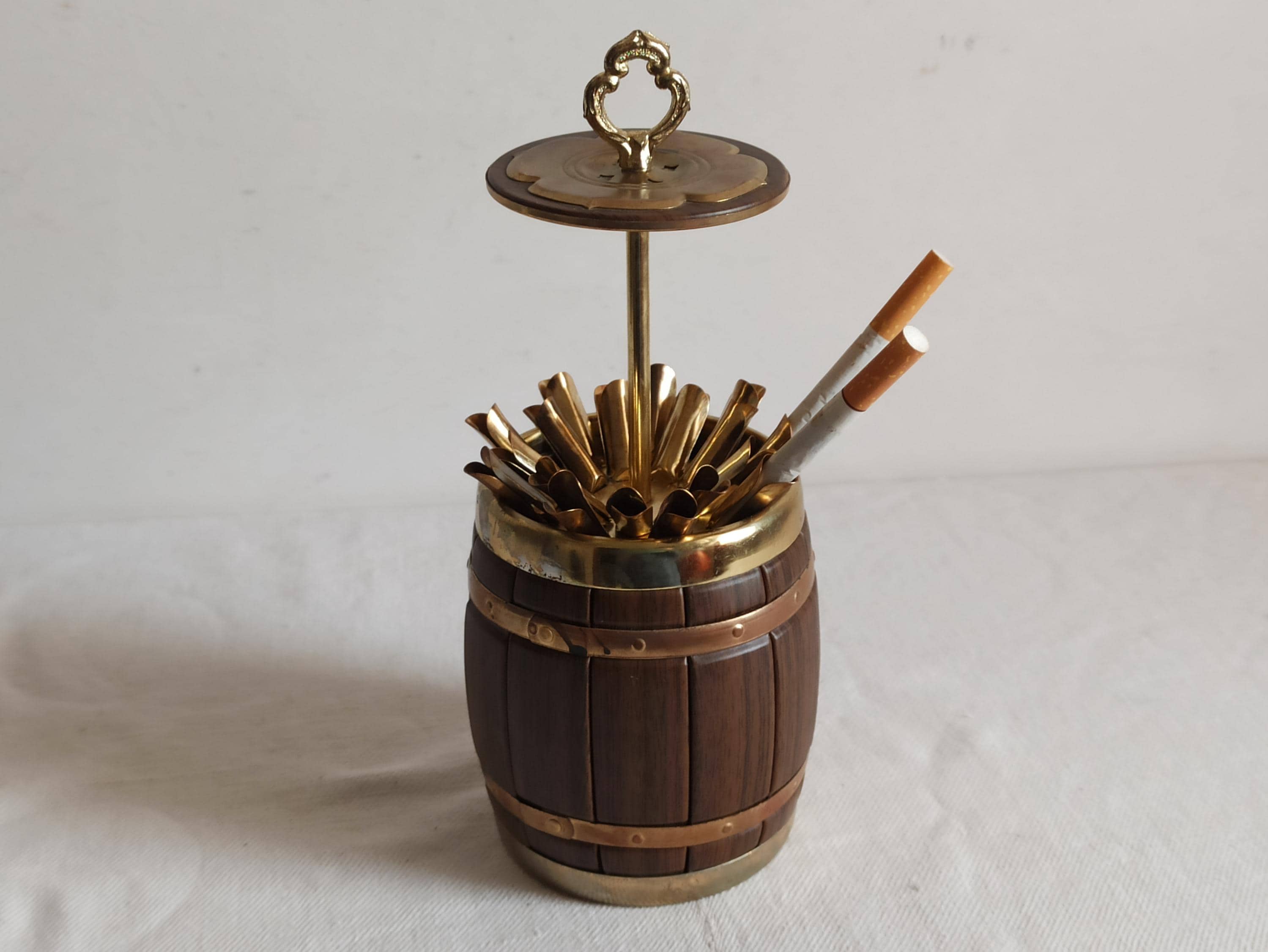 Vintage cigarette pop up dispenser - Etsy 日本